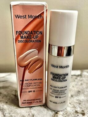 West Month Foundation Make-Up Discoloration SPF 15